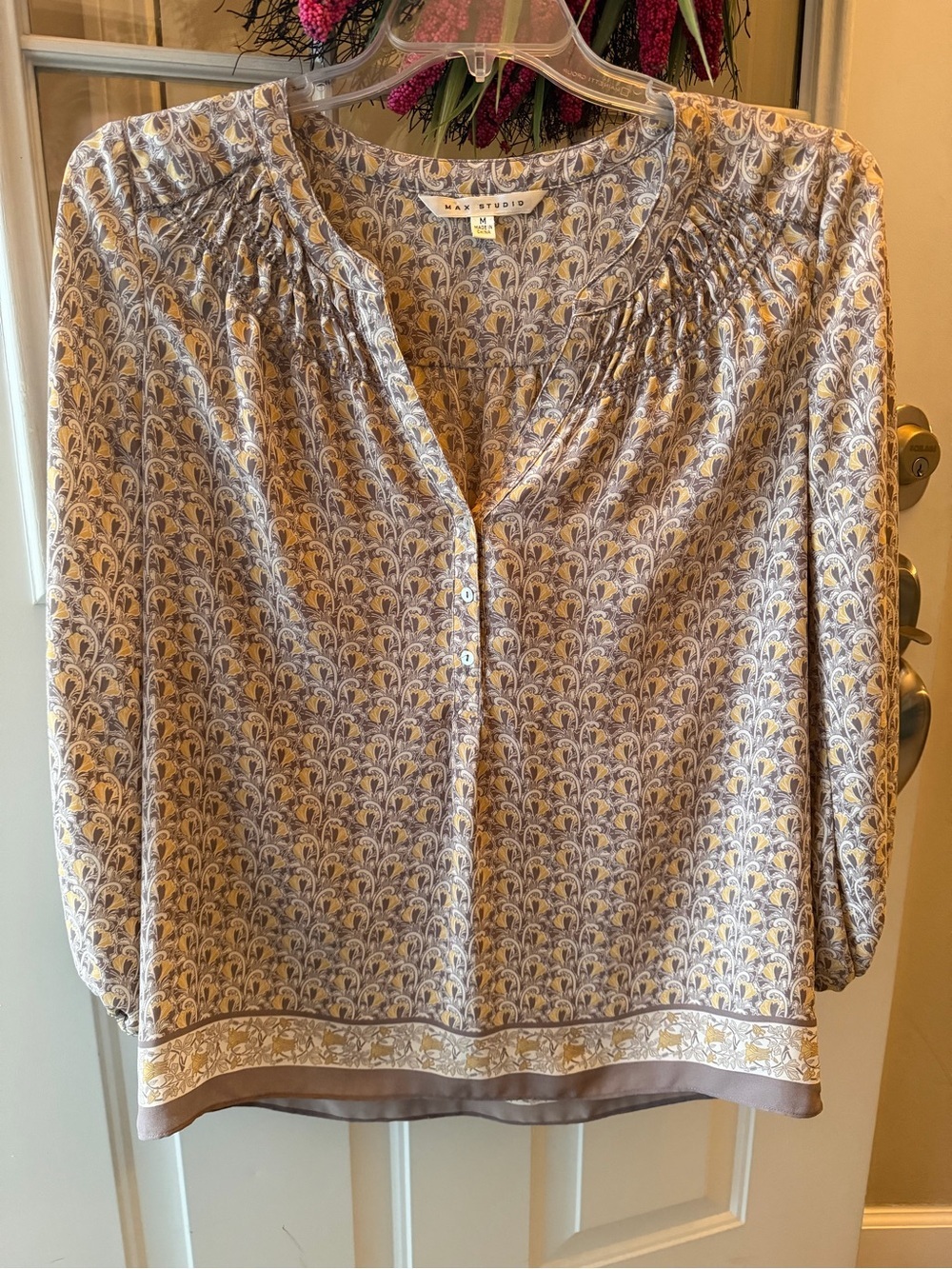 Max Studio M Tan/Cream Printed Button-Front Blouse Long-Sleeved